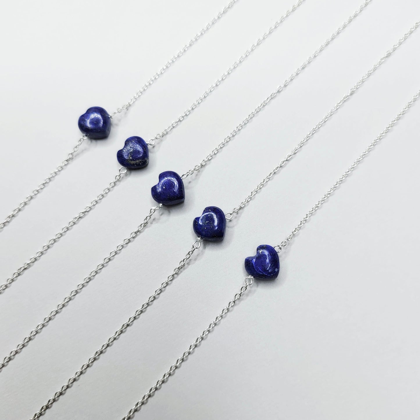 Minimal Heart Chain – Silver Bracelet