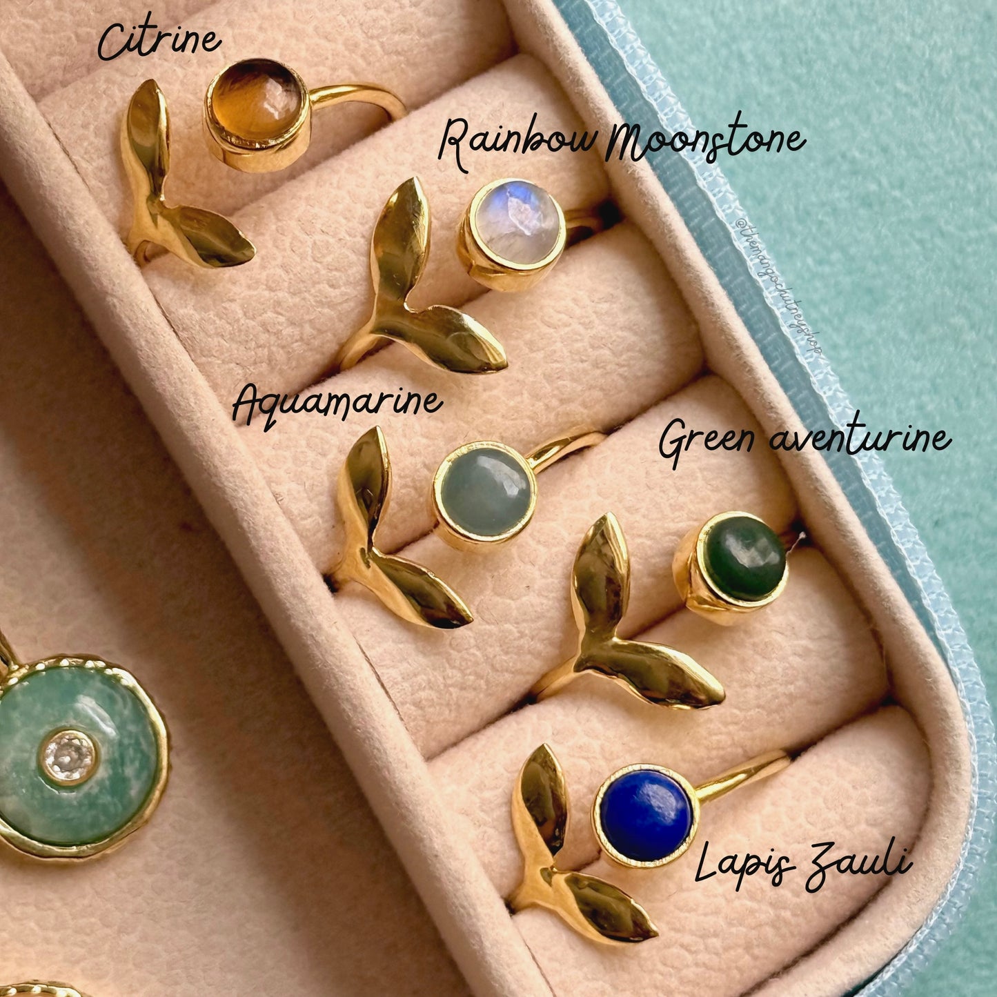 Leaf Shaped Adjustable Rings - 18k Plating