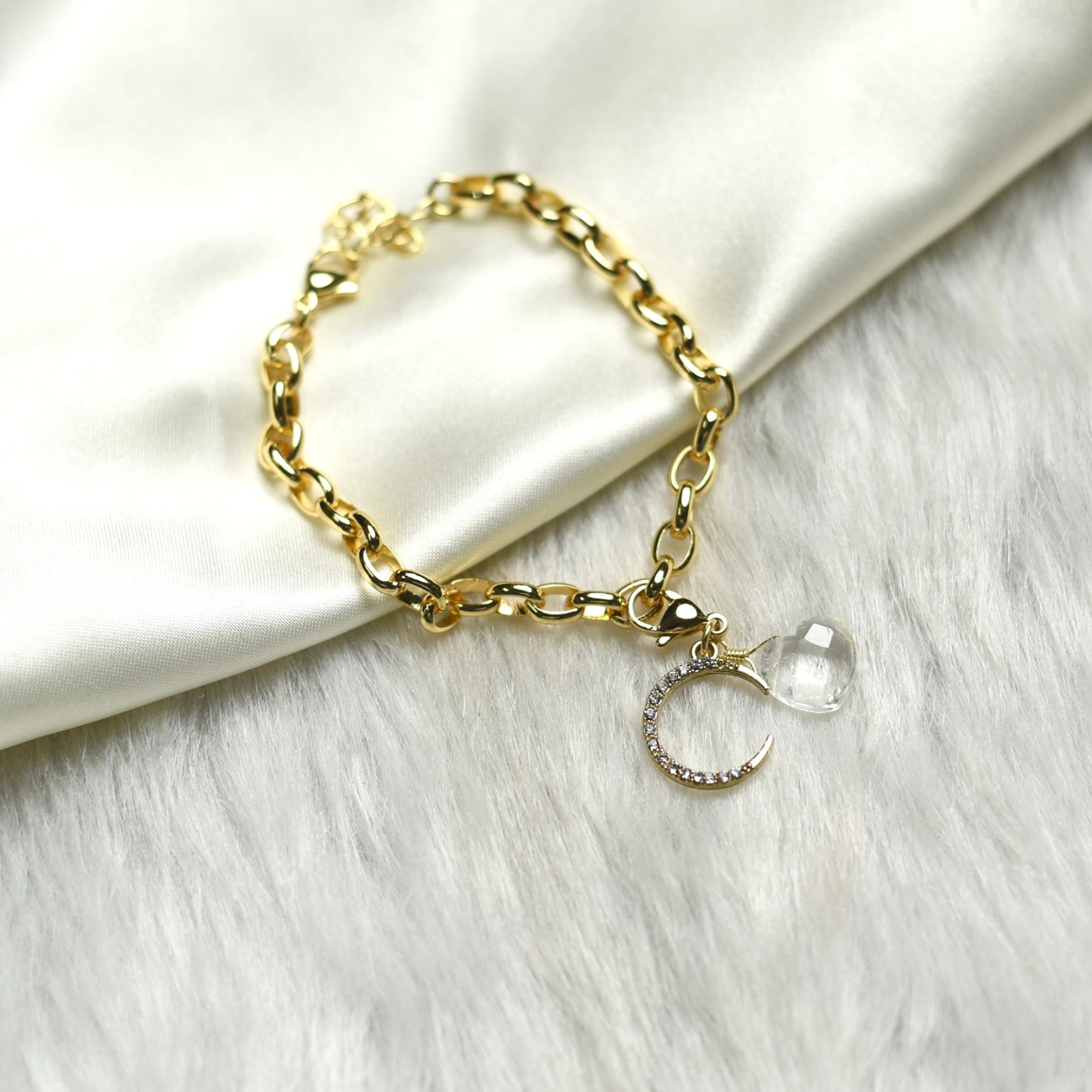 Chain Style Heart + Moon Detachable Charm Bracelet - TheMangoChutneyShop
