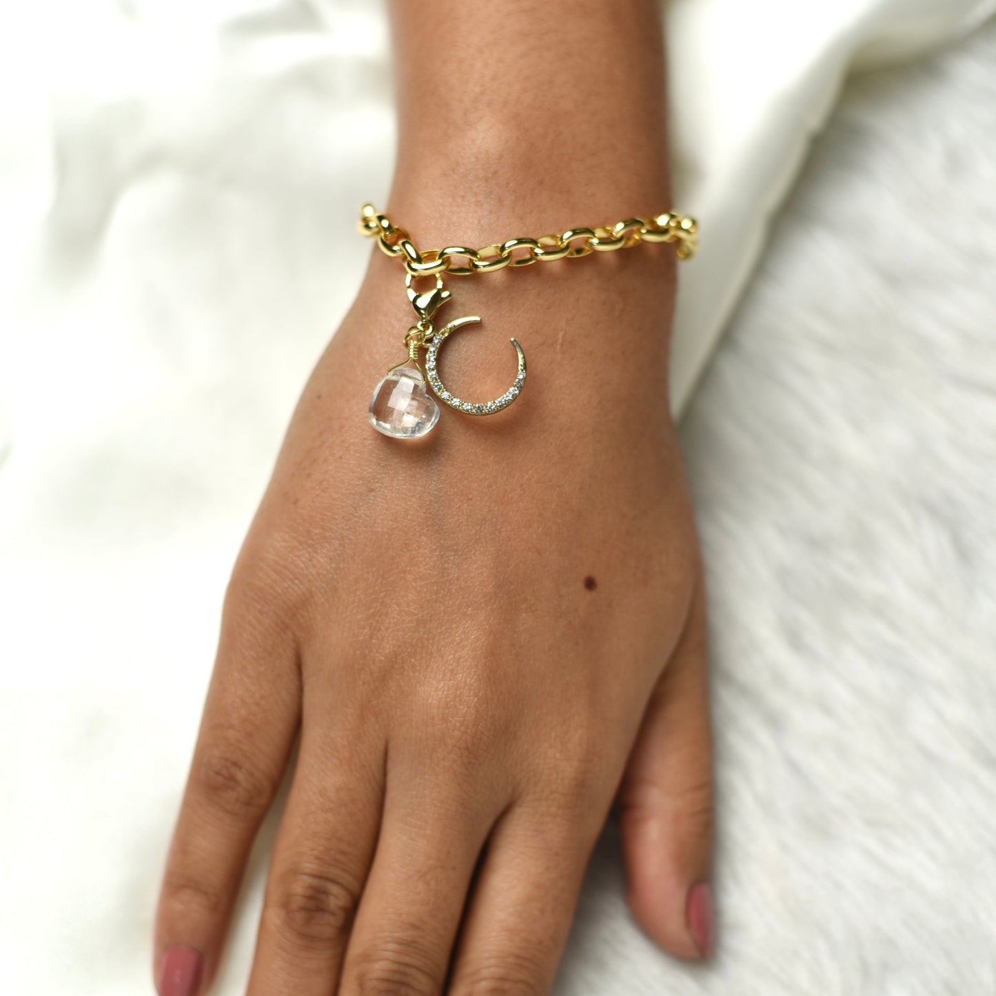 Chain Style Heart + Moon Detachable Charm Bracelet - TheMangoChutneyShop