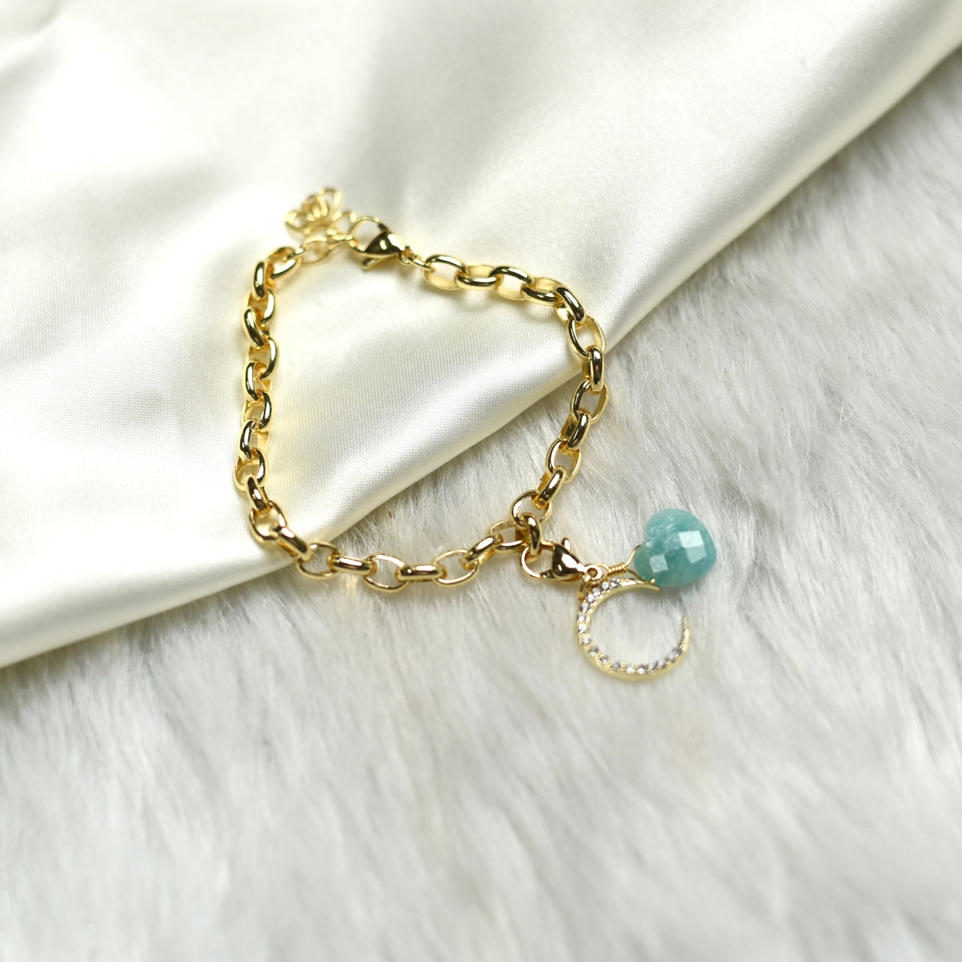 Chain Style Heart + Moon  Detachable Charm Bracelet - TheMangoChutneyShop